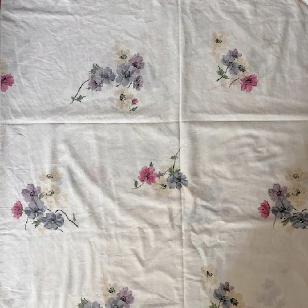 Vintage Full Size Flat Sheet white with cottagecore flowers Cannon‎